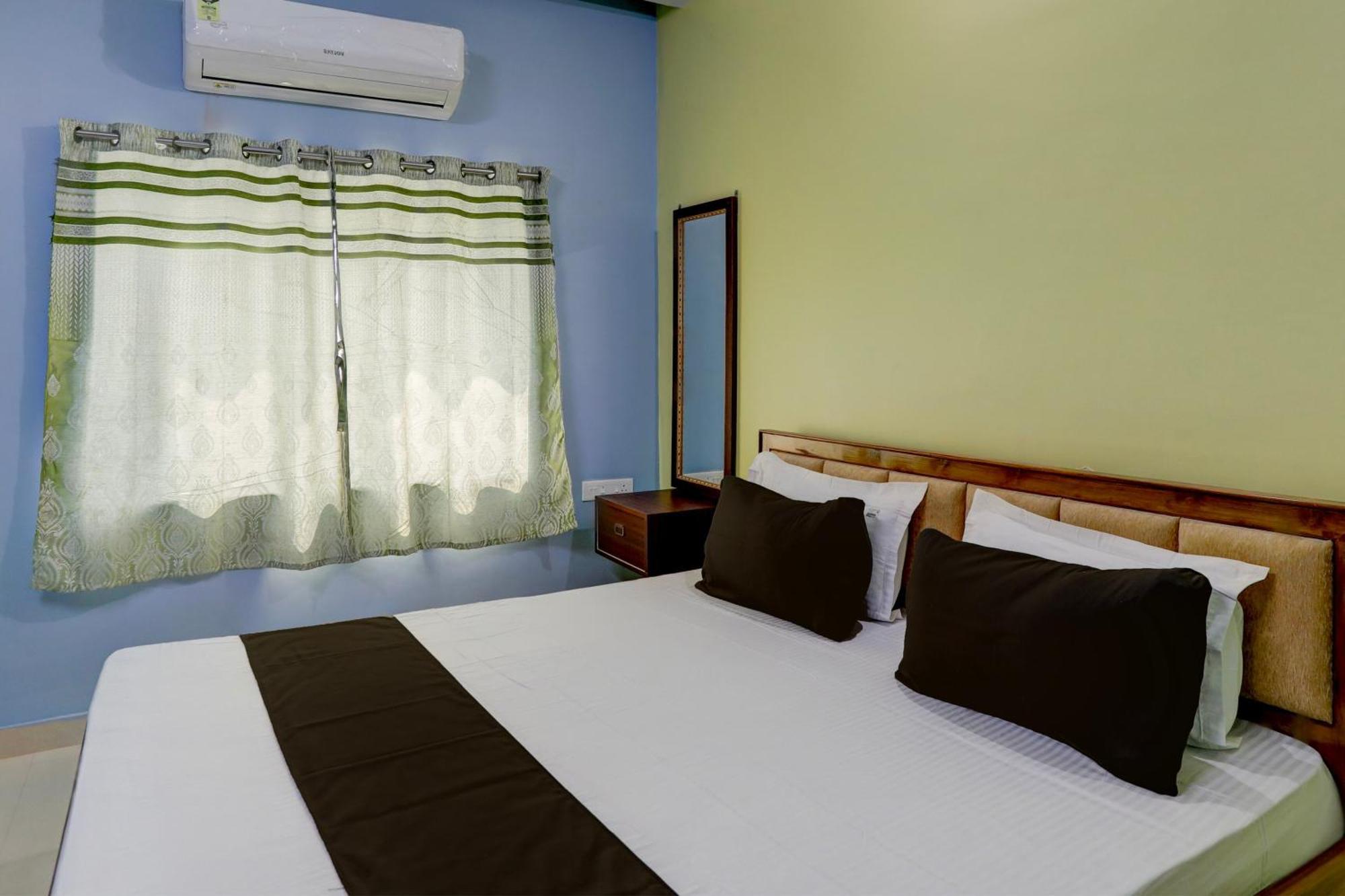 Hotel O Laxmi Narayan Kalyani Mandap บูบันเนสชวาร์ ภายนอก รูปภาพ